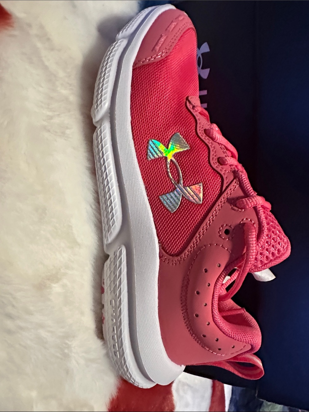 🩷 Under Armour Kids Pink Athletic Sneaker with Holographic Logo💕